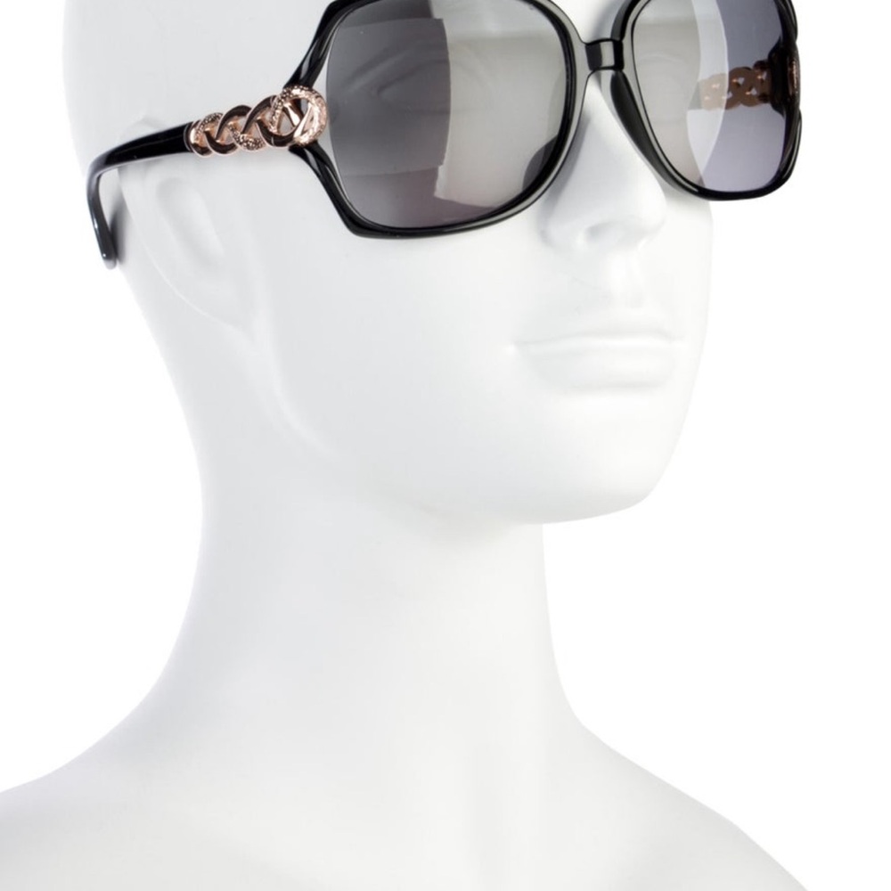 Chic Black Sunglasses with Gold Accents